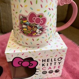 Hello Kitty Cafe Mug NWT